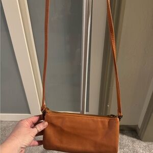 Universal Thread Tan Leather Crossbody Bag